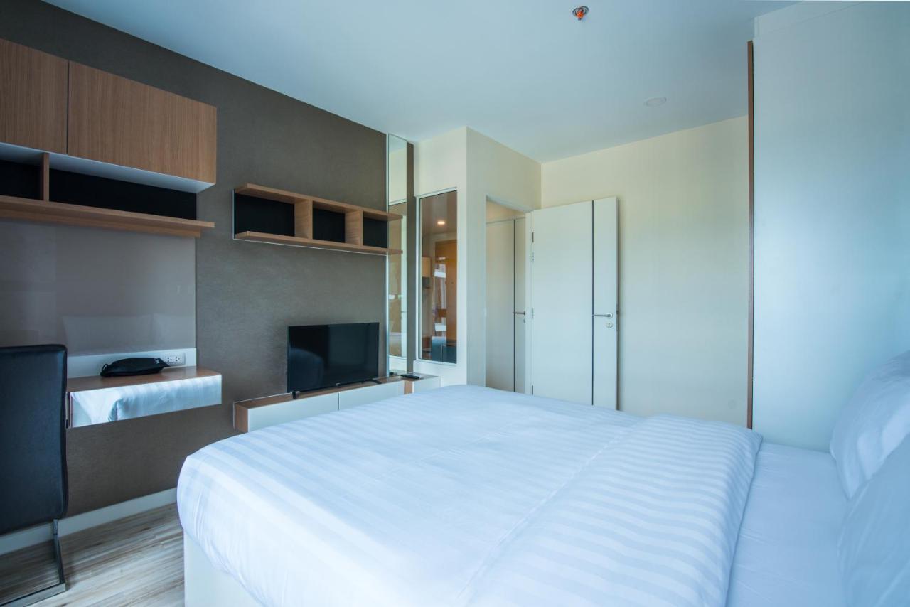 Akira Hotel Si Racha Exteriör bild